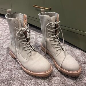 Women's Soft Grey Lace-Up Boots